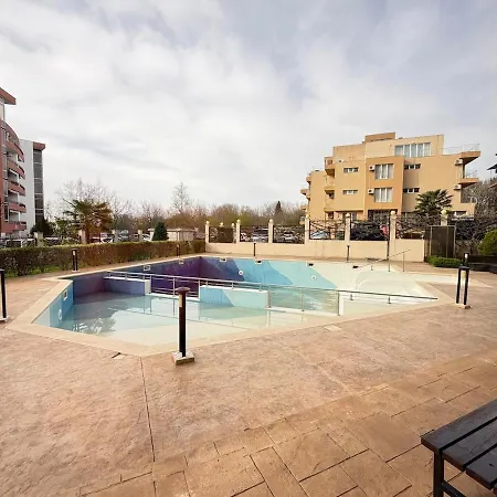 Omega K Appartement Ravda